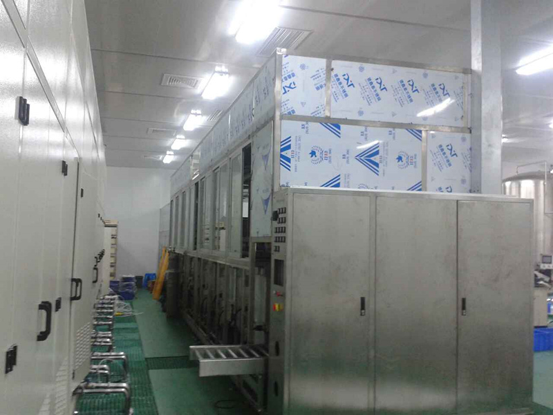 全自動(dòng)超聲波清洗機(jī)